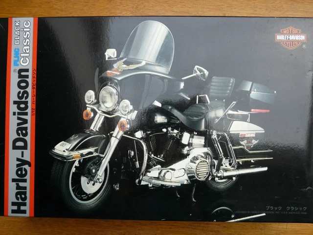MAQUETTE IMAI HARLEY Davidson Flhc Black Classic 1/12 Vintage