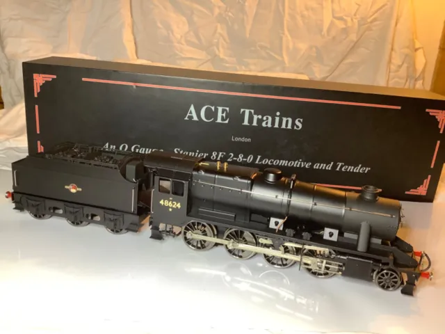 Ace Trains O Gauge E28 2 or 3 Rail BR Black Late Crest 2-8-0 Class 8F Loco 48624