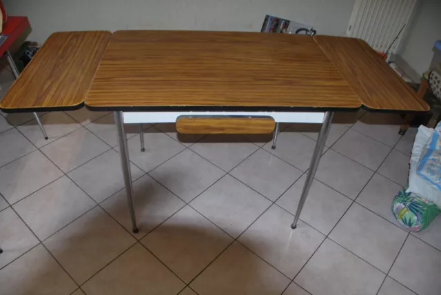 Vintage table en Formica années 1960