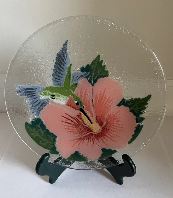 PEGGY KARR SIGNED Hummingbird Hibiscus Fused Art Glass Plate 7.75