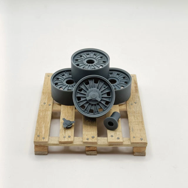 Lot De 4 Pneus Pour Maquette De Voiture 1/24 Ou 1/18 - Occasion - Pièces Détachées Modélisme
