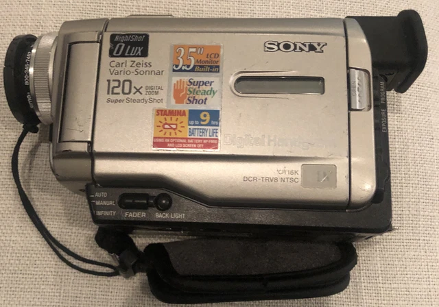 Sony Handycam DCR-TRV8 Plateada Pantalla LCD Portátil 120x Zoom Digital SIN PROBAR
