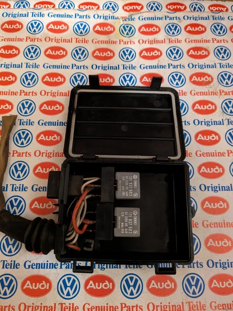 VW BUS T3 Sicherungskasten, Relaiskasten Benzinpumpe WBX EUR 29,00