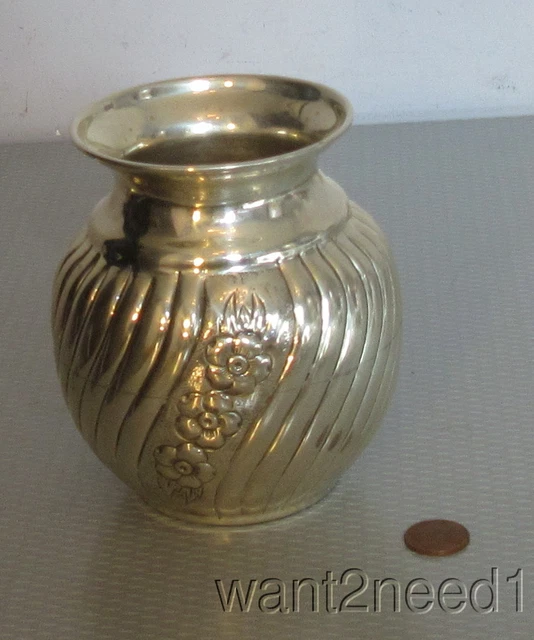 handcrafted vtg signed ROMANA 900 SILVER VASE 5" ribbed swirl flowers 222g
