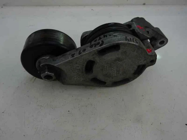 galet tendeur pour VOLKSWAGEN POLO 1.4 TDI 2001 2009 141016 2