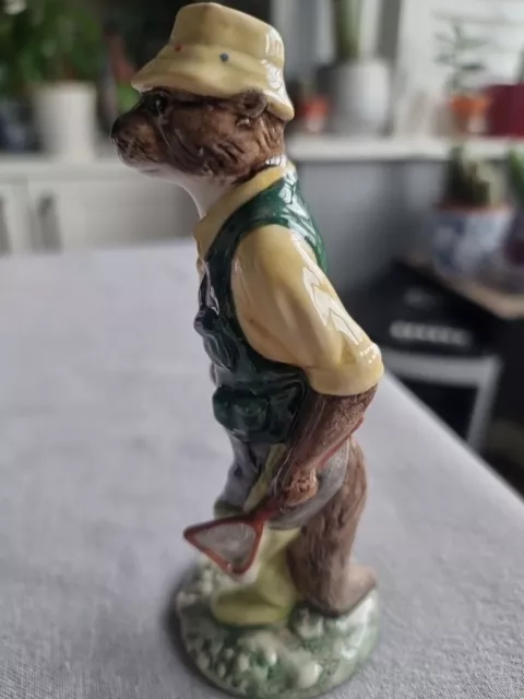 Beswick English Country Folk Fisherman Otter figurine ECF2