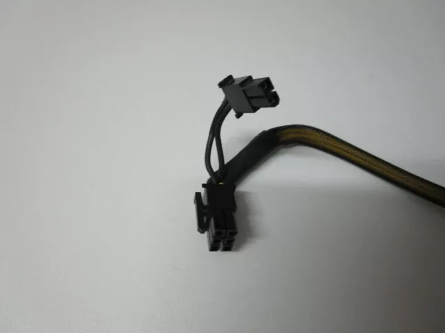 Câble Adaptateur interne alimentation Molex 4pin Femelle vers PCIe 6/8 broches 2