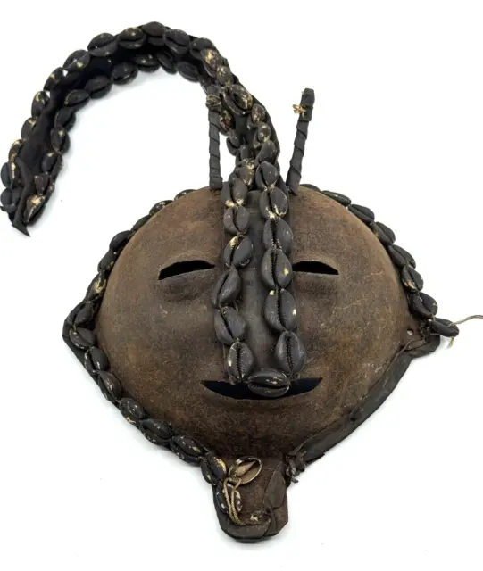 Antique BATAMMARIBA Iron METAL MASK Benin Togo HORN Tribal AFRICAN Cowrie Shells