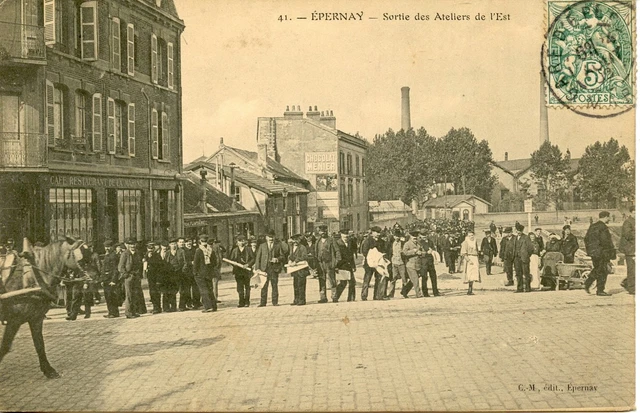 Carte Postale / Epernay Sortie Des Ateliers De L'est