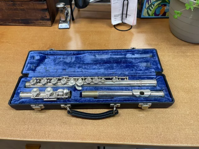 Artley 18-0 Flute Silver Plated Student Model with Hardcase Made in the USA