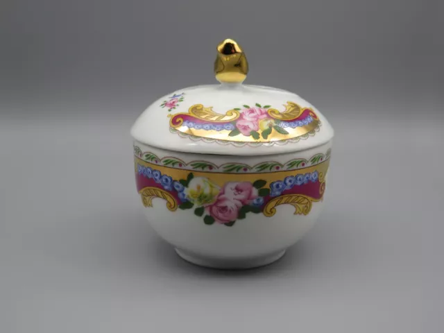 T. Limoges Porzellandose mit Blumenmotiv und Vergoldung, 1970er Jahre