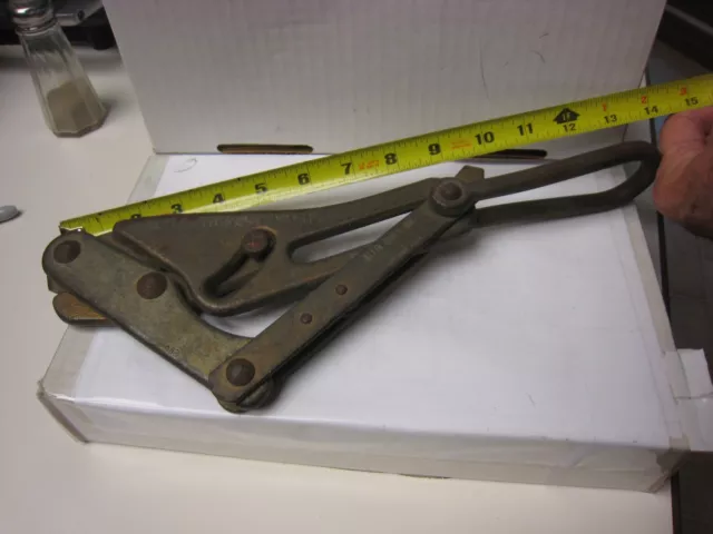 Used Klein Tools 1611-30 Grip for Weatherproof Wire .53" Capacity