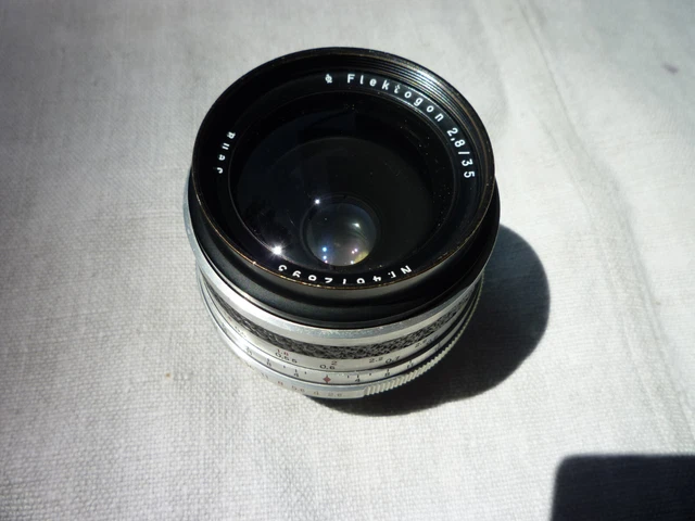 ( Carl Zeiss ) Jena Flektogon 2,8/35 mm Praktina Anschluss