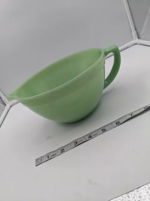 Vtg. Fire King Jadeite Batter/Mixing Bowl with Pour Spout Fire king Oven Ware.