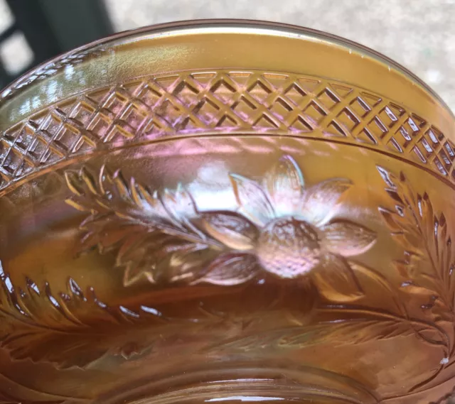 MARIGOLD CARNIVAL GLASS LATTICE & DAISY BOWL x DUGAN