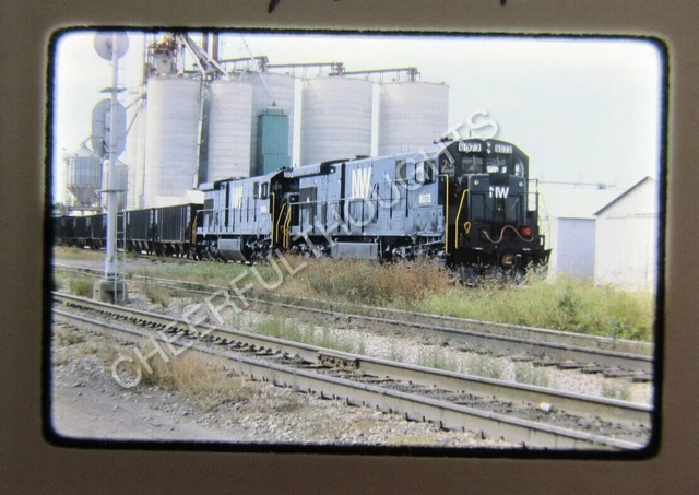 Original  '79 Ektachrome Slide NW Norfolk Western 8073 C30-7 action     37S62