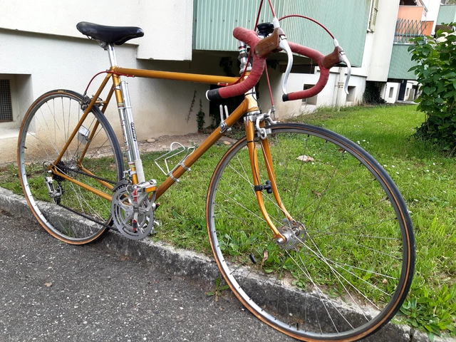 Vélo de route, Course avec freins à patins