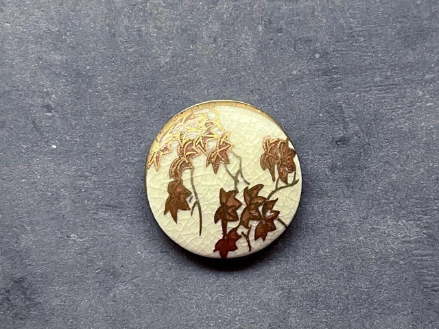 Satsuma Button