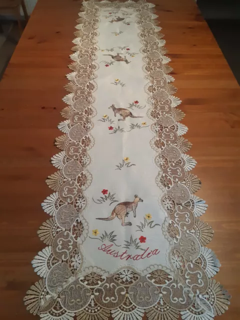 40*180cm Rectangle Australiana-Kangaroo Polyester Embroidered T/Runner 2