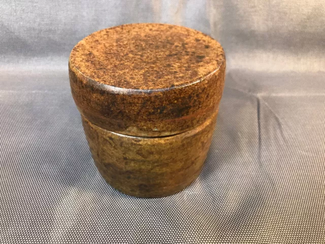 Ancien petit pot en grès vernissée à pommade ou savon sdb vintage signé