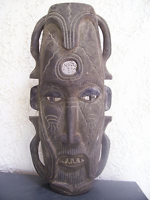 Old asian mask. Ancien masque Asie Timor?
