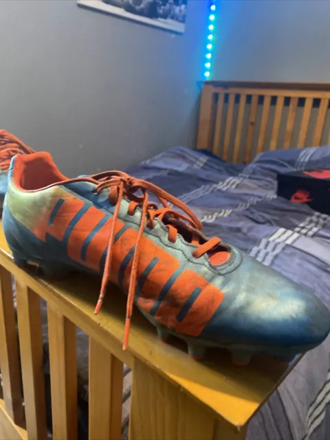 puma evospeed football boots