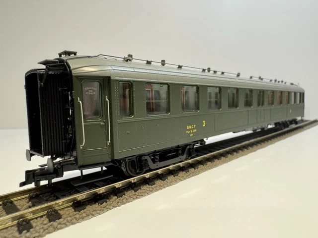 REE MODELES VB239 HO - VOITURE « Bacalan » B11 Ep.IV-V SNCF - Rails Europ Express - Modélisme ferroviaire - Vente en ligne de trains électriques - échelle HO, OO, N, HOe, miniatures