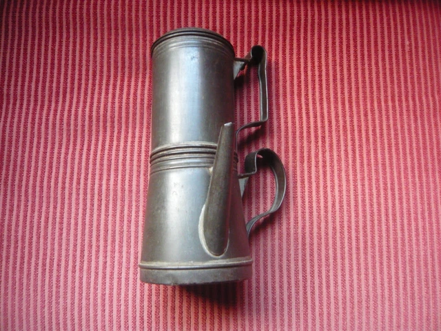 Ancienne Cafetière En Fer Blanc Pour Dinette De Poupée – Fabrication Française