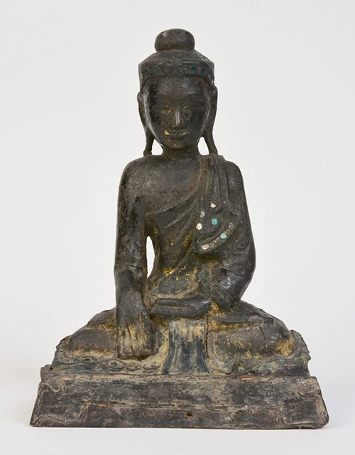 Early 19th Century, Early Mandalay, Antique Burmese Wooden Seated Buddha