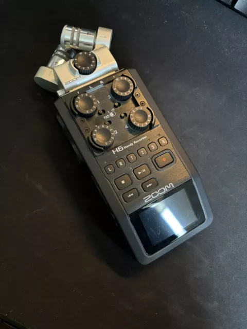 Zoom H6 Handy Recorder (Check Description)