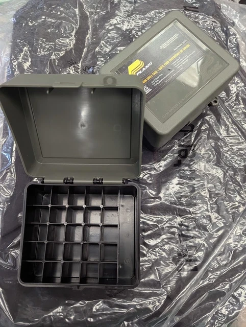 PLANO SHOT SHELL Box, Holds 12 or 16 Gauge 3.5” Shells, Olive Green ...