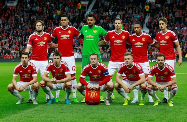 Man Utd Football Team Photo>2015-16 Season