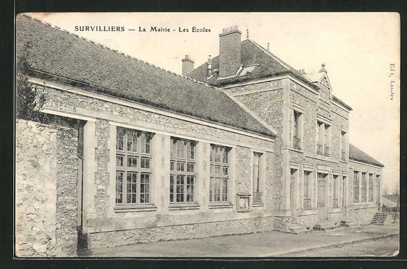 CPA Survilliers, La Mairie et les Ecoles