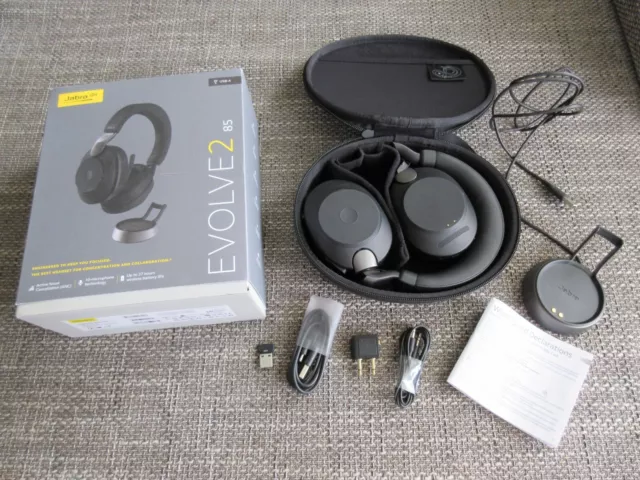 Jabra Evolve2 85 Stereo Bluetooth Headset mit Jabra Link 380 USB-A und Dock