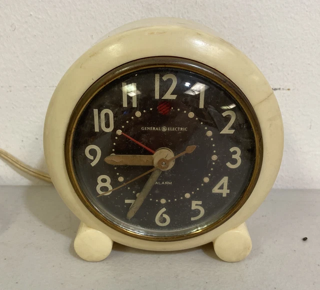 VINTAGE 1940S GENERAL Electric GE Art Deco Not Working Alarm Clock