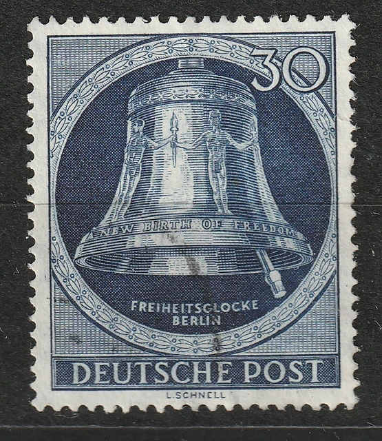 Berlin - 30 Pf. Freiheitsglocke Klöppel nach rechts