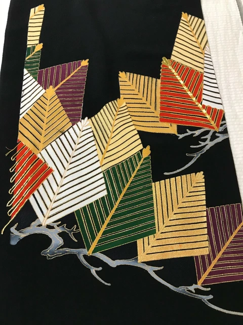 @@ Japanese kimono silk fabric/ tomesode black/ pine tree AP29