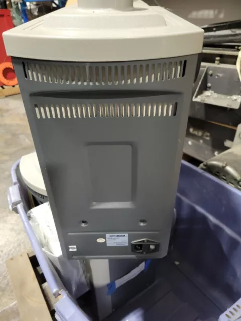 Quick 6102A1 Dual Arm Smoke Absorber from a Quick Solder Robot