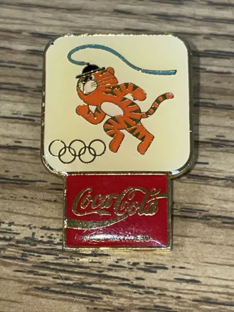 Coca-Cola Orange Tiger Running VTG Lapel Pin Olympic’s Advertisement REGO.