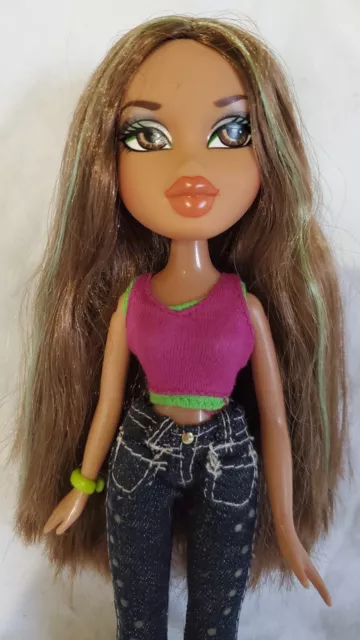 MGA Yasmin Shrek dreamworks doll Bratz