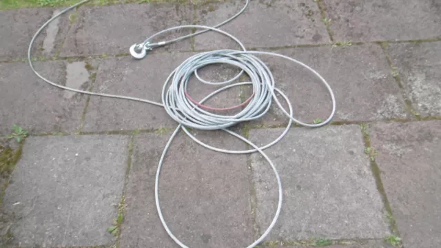 Corde en Acier Avec Oeillets Câble de Traction Presse Pince Zingué Env 25m Idéal