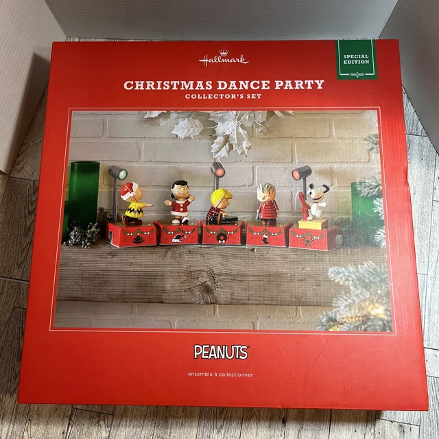 HALLMARK PEANUTS CHRISTMAS Dance Party Special Edition Collector Set