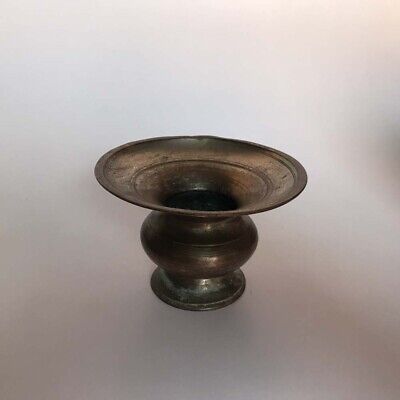 Antique or old Brass spittoon bell shaped decorative, rich patina
