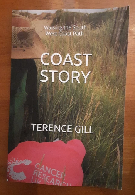 Two Young Women Walking Along The South West Coast Path At Godrevy In - Foto 8