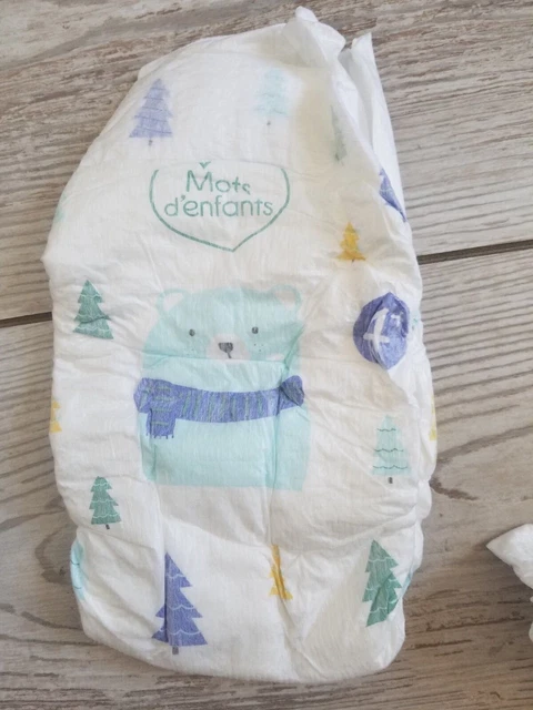 Lot de 78 couches changes bébé taille 4+   9-20kg  neuf 3