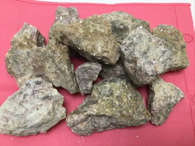 5 KG Rohsteine mit Paraiba Turmalin auf Matrix Rosa Glimmer ca. 6-12cm   LA+