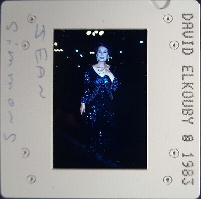 Br8-603 1983 Elegant Actress Jean Simmons Celebrity Candid Orig 35Mm Color Slide