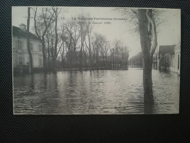 CPA 92 La Banlieue Parisienne Floodée - RUEIL - Avenue de Paris
