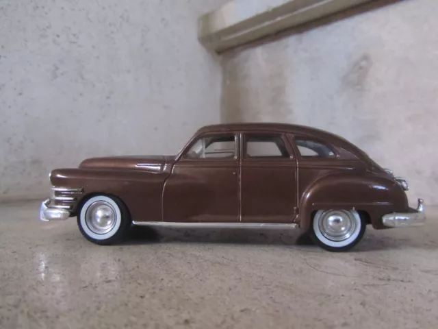 Solido. Chrysler windsor 1946   1/43 3