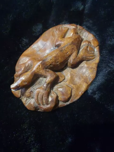 Vintage Wooden Hand Carved Lizard
